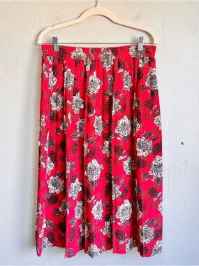 Vintage 80’s Pykettes Red Floral Pleated Satin Midi Skirt Size 8 EUC Cottagecore